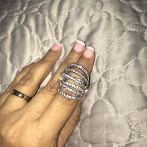 Beautiful shine multi rows ring size 6