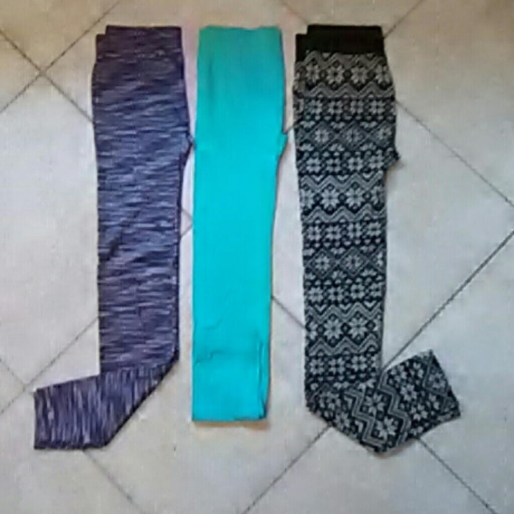 NWOT 3 pairs leggings
