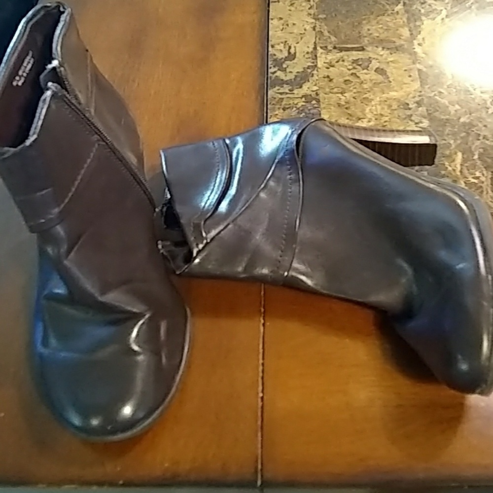 Brown boots