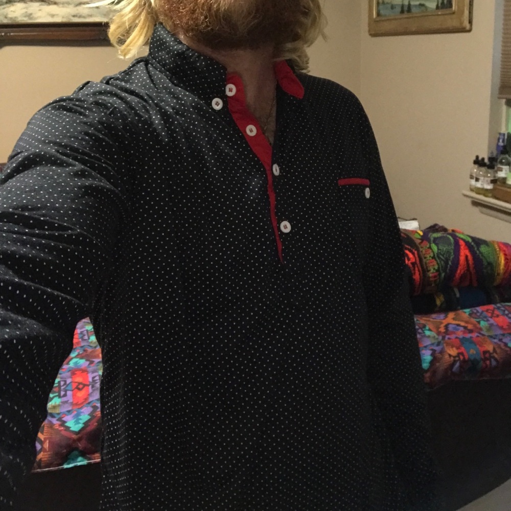 Black/white polkadots 1/4 button up collared shirt