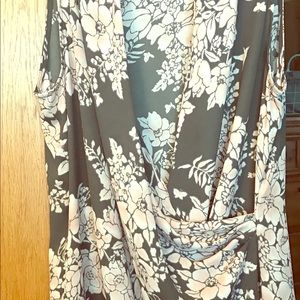 Cabi Timeless Wrap Top sz Med Great used condition