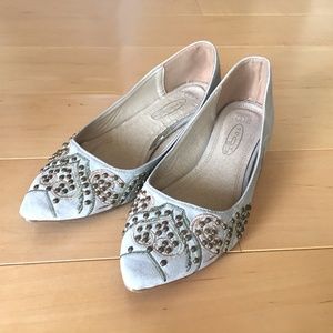 Embellished pointed ballet flats Size 8