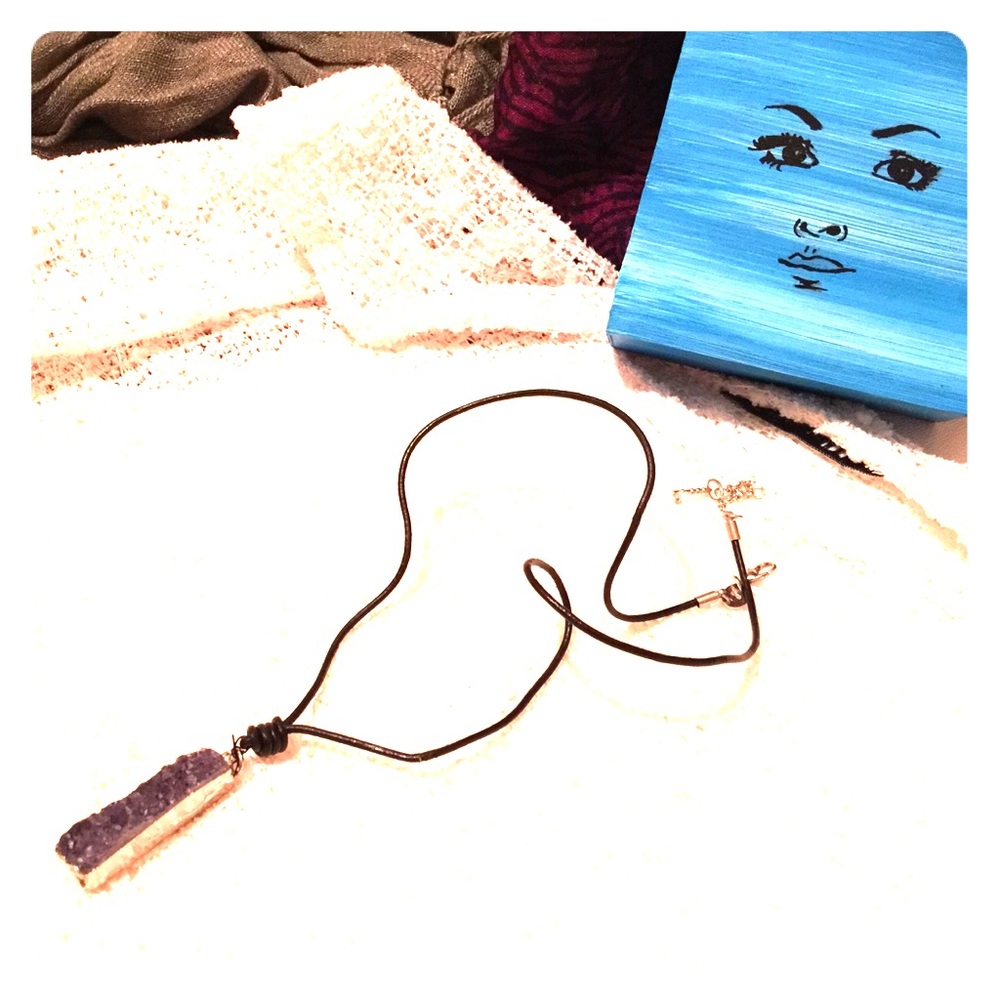 Canvas keeper: handmade jewelry paired with art 