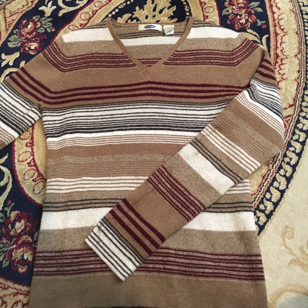 Old Navy Sweater