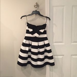 NWT Black and white party dress 🎉