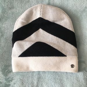 Lululemon winter hat