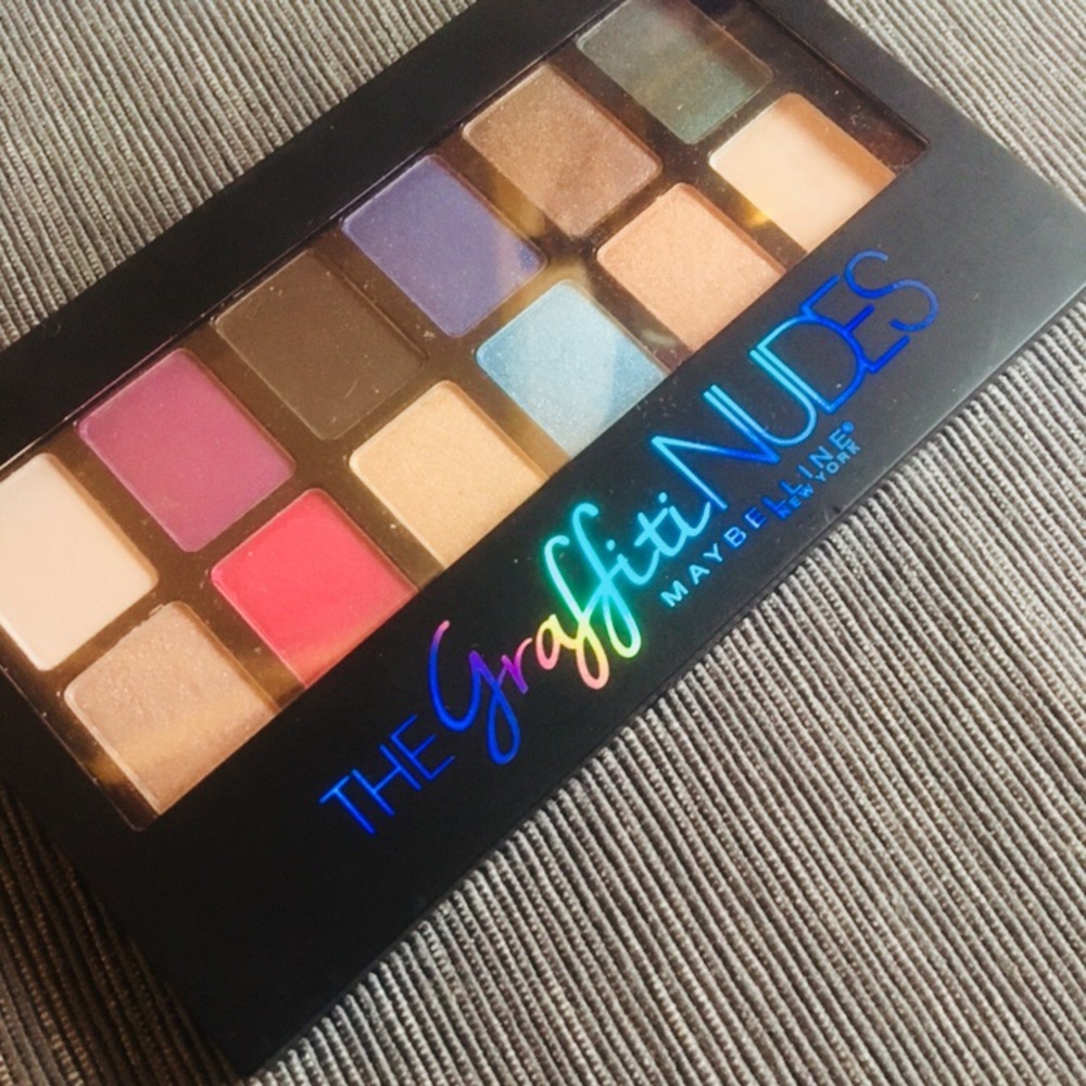 Maybelline The graffiti nude eyeshadow palette
