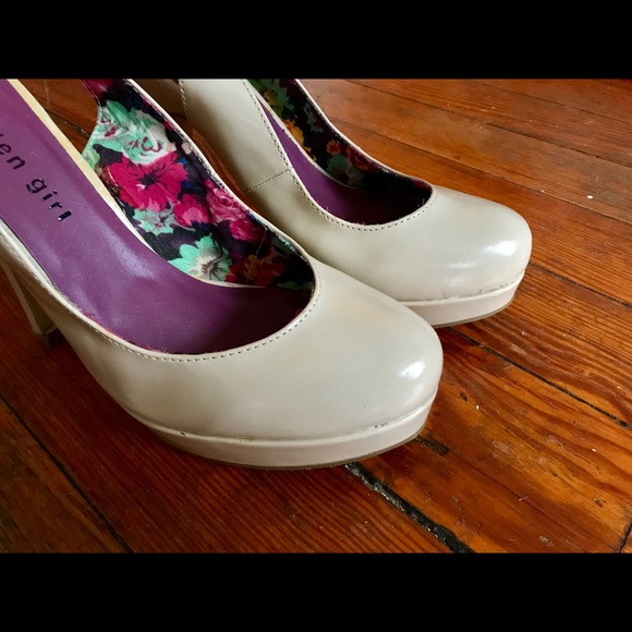 🌻 Madden Girl Beige Sling Backs - Picture 6 of 8