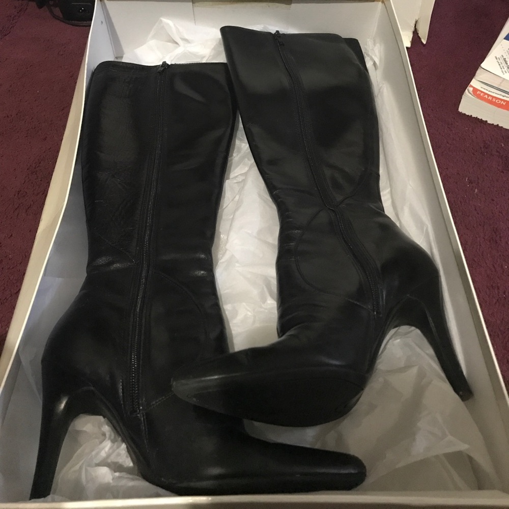 Nine west black leather boots