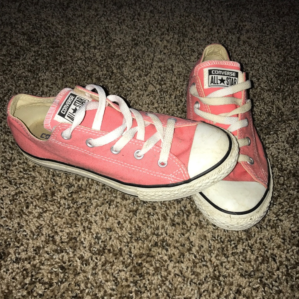 Coral Converse