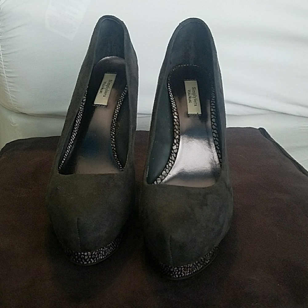 Simply Vera Dark Grey Pumps