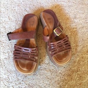 Ladies Dansko sandals sz 8/38