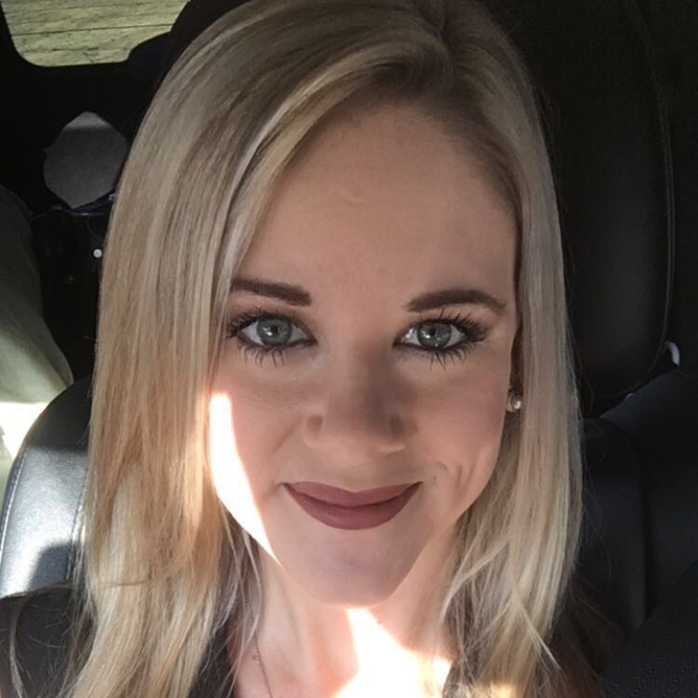 Meet your Posher, Caroline