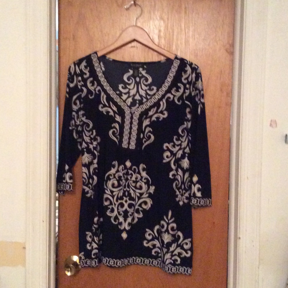 Black Pattern Top