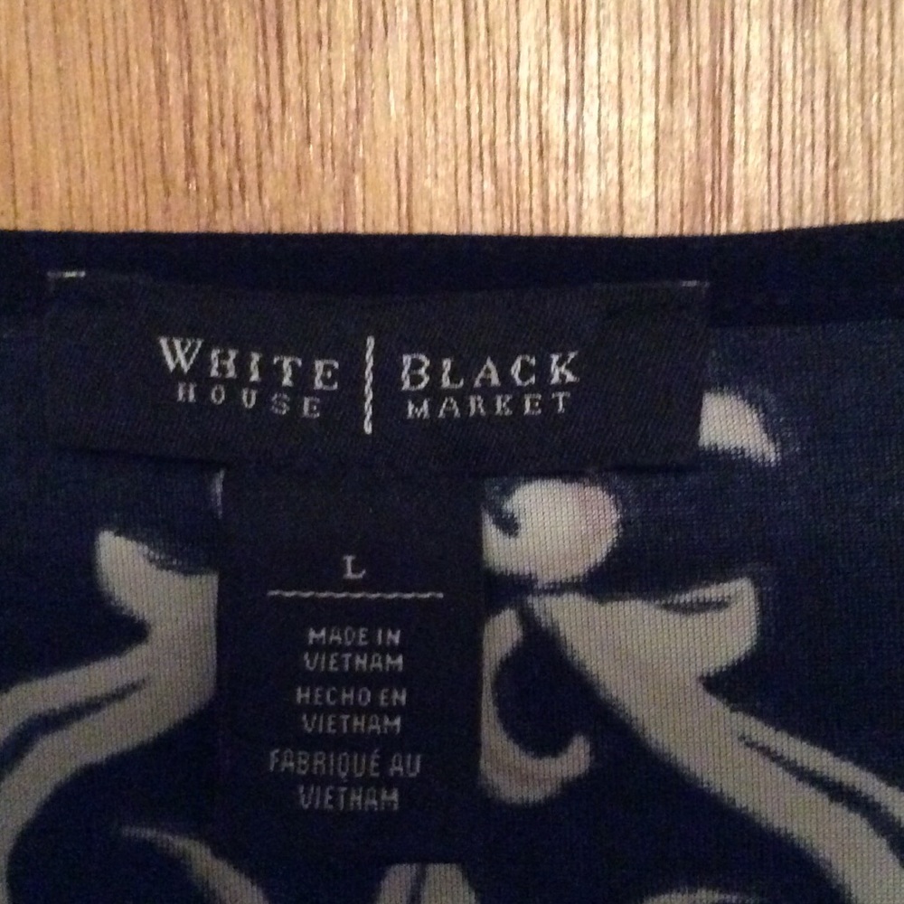 Black Pattern Top - Picture 2 of 2