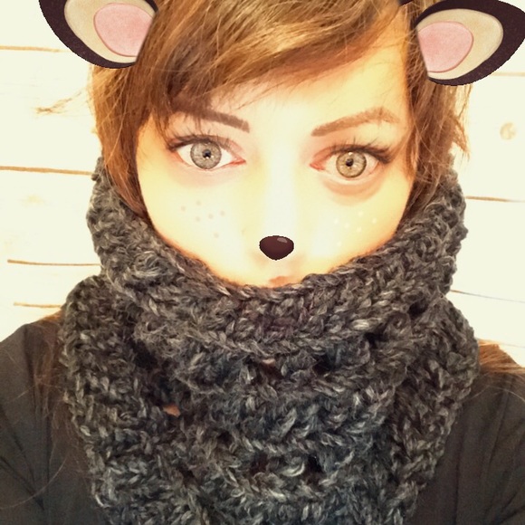 Handmade Crocheted Dark Grey Cowl Scarf - Picture 2 of 8