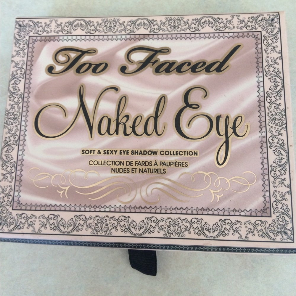 Too Faced Naked Eye Palette soft and sexy shadow