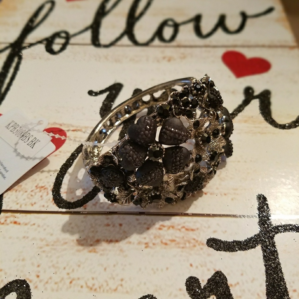 Blackberry Jewel Bangle