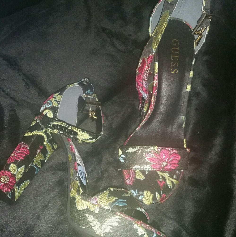 Guess heels
