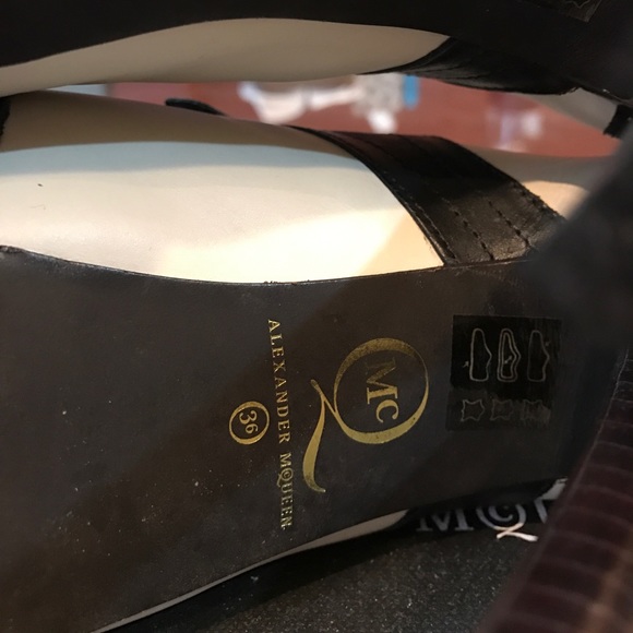 Alexander McQueen booties Sz 36 - Picture 5 of 9