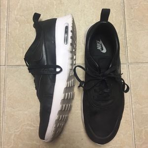 Nike Air Max Thea Sneakers- size 8