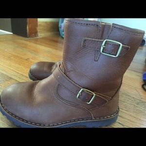 Kids uggs (Harrwell)