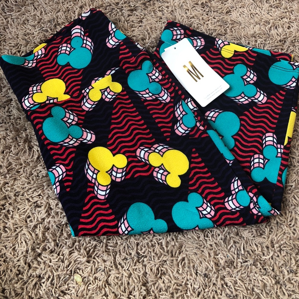 NWT Lularoe Disney Collection Cassie Skirt Size M