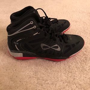Nfinity Basketball shoes