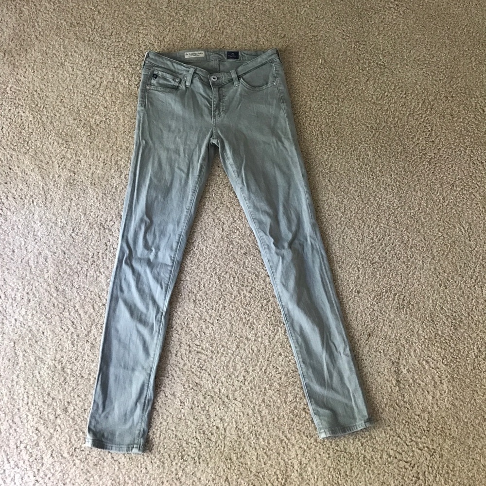 AG brand “the legging ankle” army green pant! Sz26