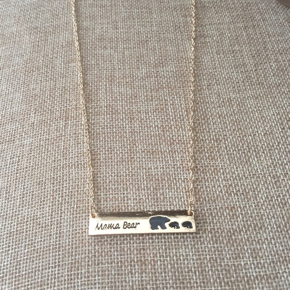 Mama bear Necklace - Picture 5 of 6