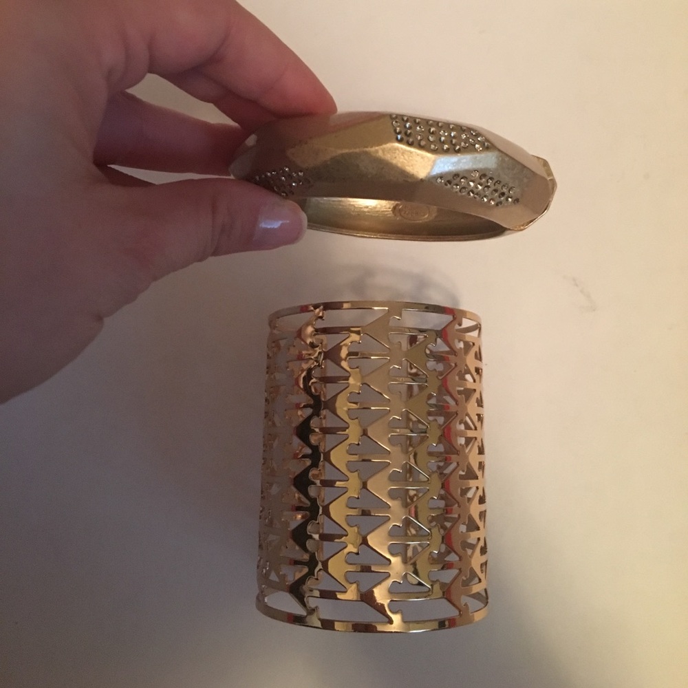 GOLD BRACELET BUNDLE