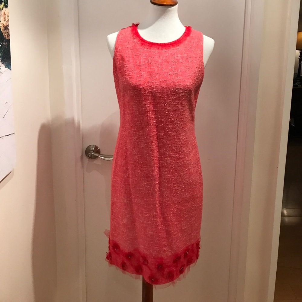 🚫SOLD🚫 Elie Tahari - Cute tweet dress, Size 6
