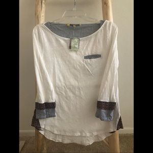 Anthropologie Knit Top w/ Adorable Details! Size S