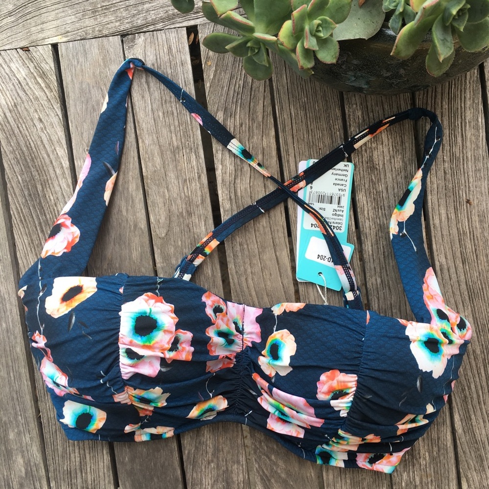 NWT Seafolly 🌸 “Cabana Rose” Navy/Teal Swim Top