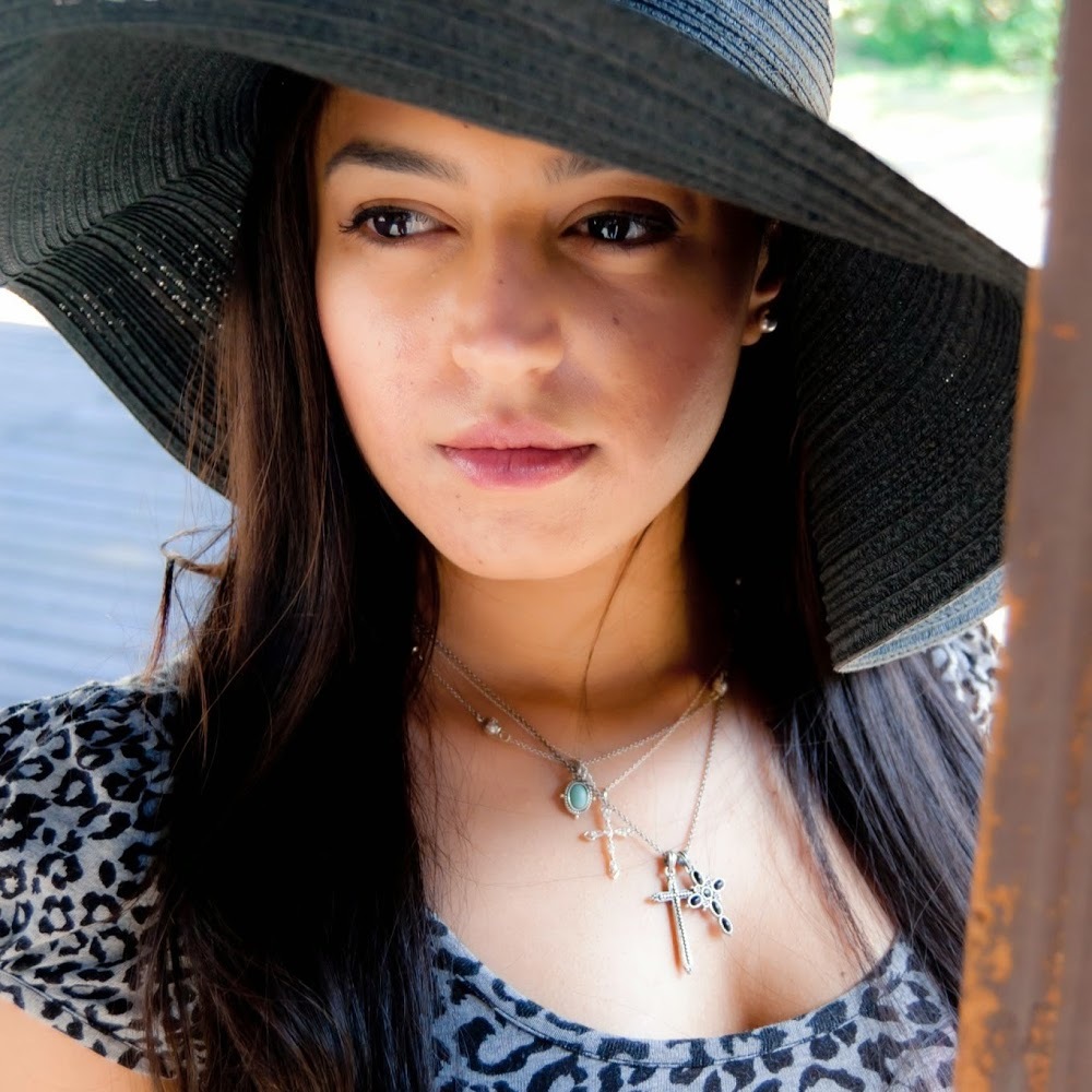Meet your Posher, Julianne