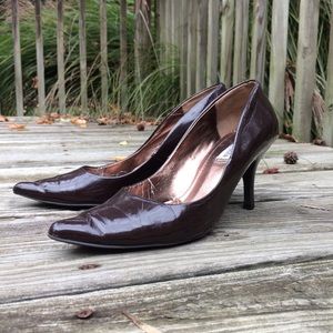 Steve Madden brown patent leather heels