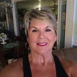 Meet your Posher, Sylvia