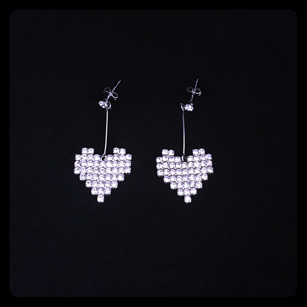 Sparkling Heart Earring