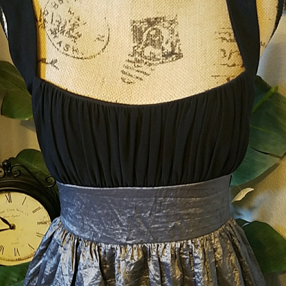 JODI KRISTOPHER DRESS - Picture 4 of 9