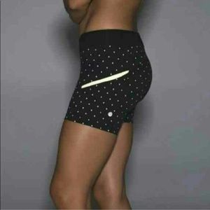 Lululemon Reflective Shorts sz 2
