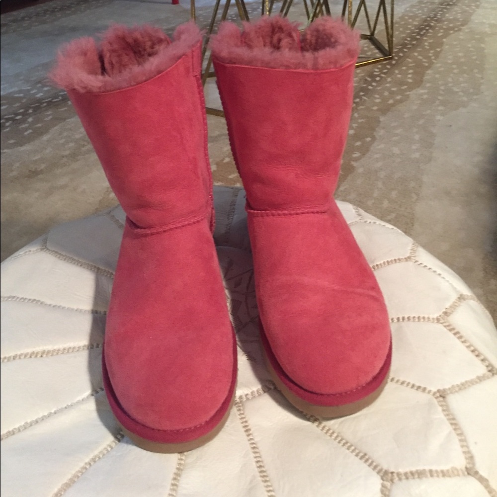 Women’s Pink Bailey Bow Uggs