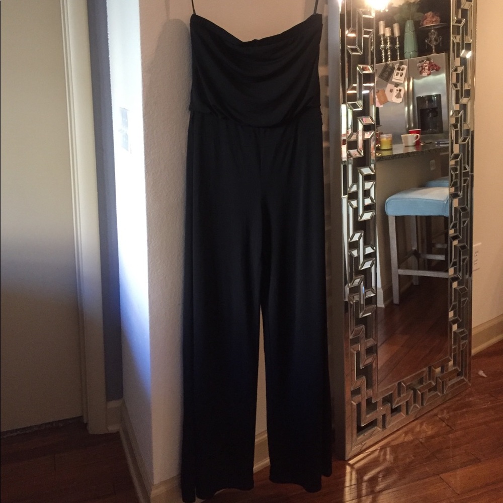 Wide leg jumpsuit