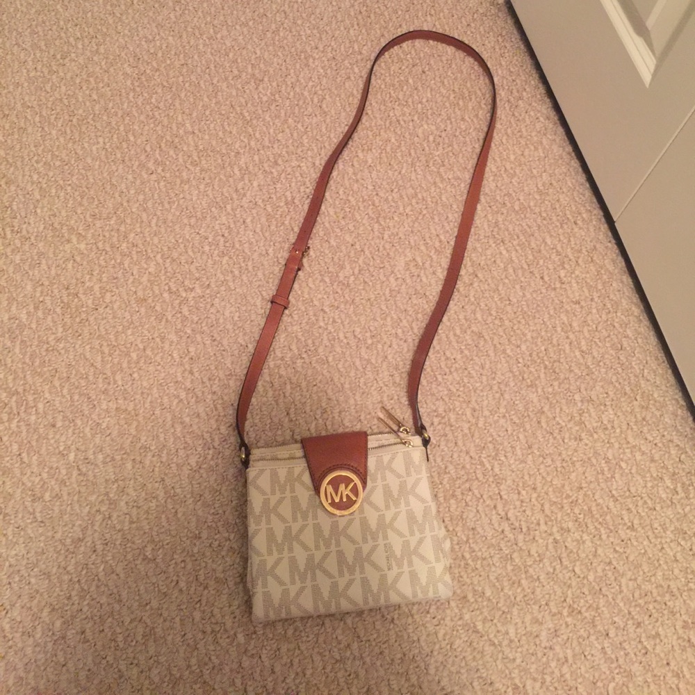 Michael Kors Fulton white crossbody bag