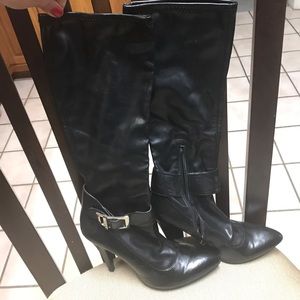 BCBGirl pointy boots