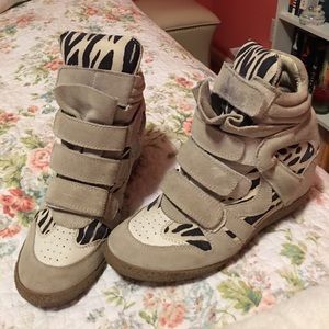 Wedge sneakers