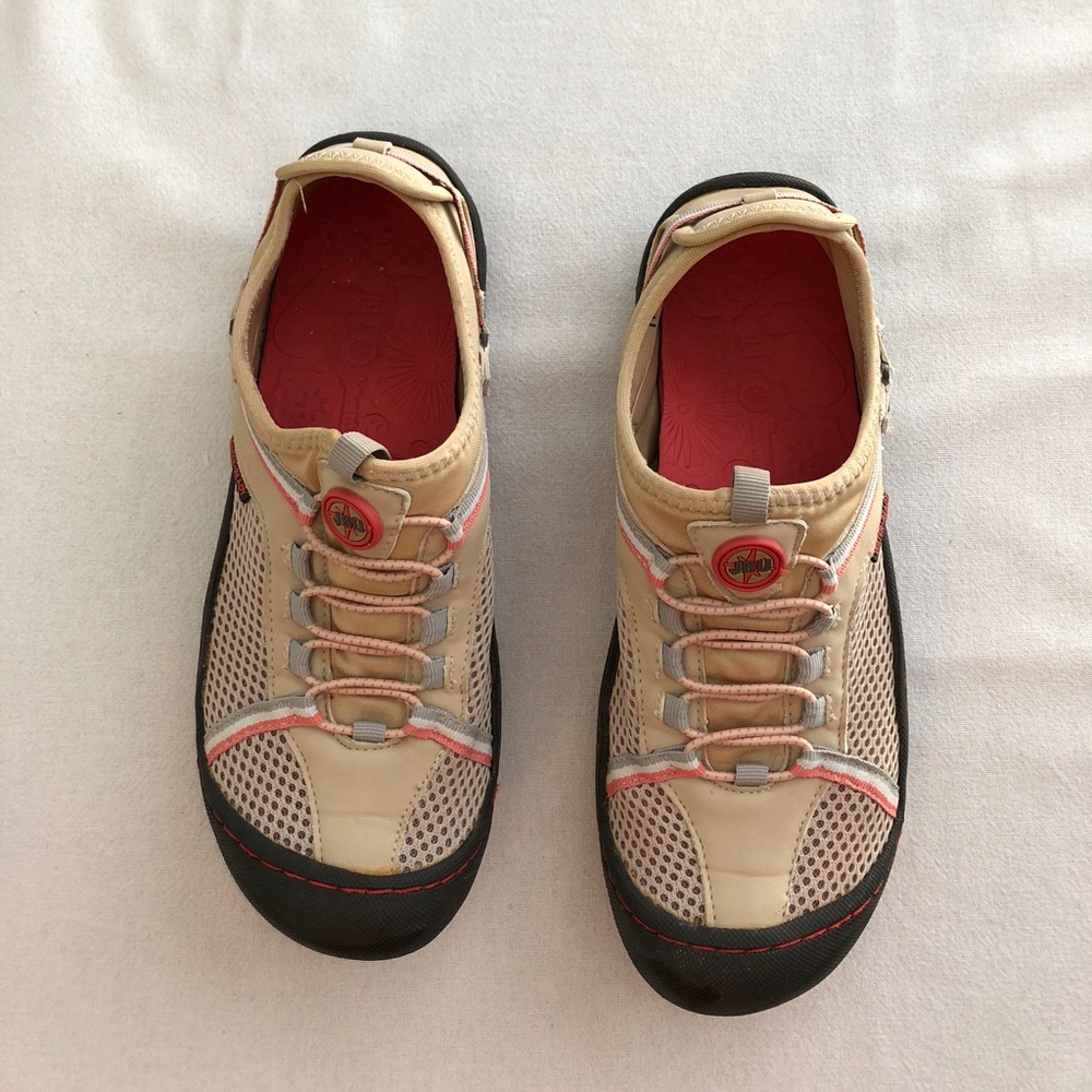 J-41, JBU by Jambu Tahoe Encore shoe size 7