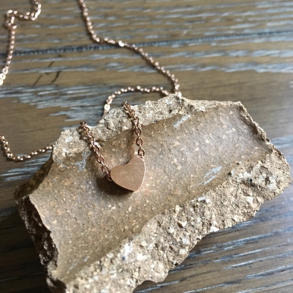 Dainty Heart Layering Necklace Gold Rose Gold - Picture 5 of 7