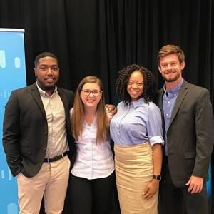 Meet your Posher, Chloe