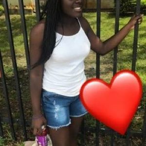 Meet your Posher, Jamesha