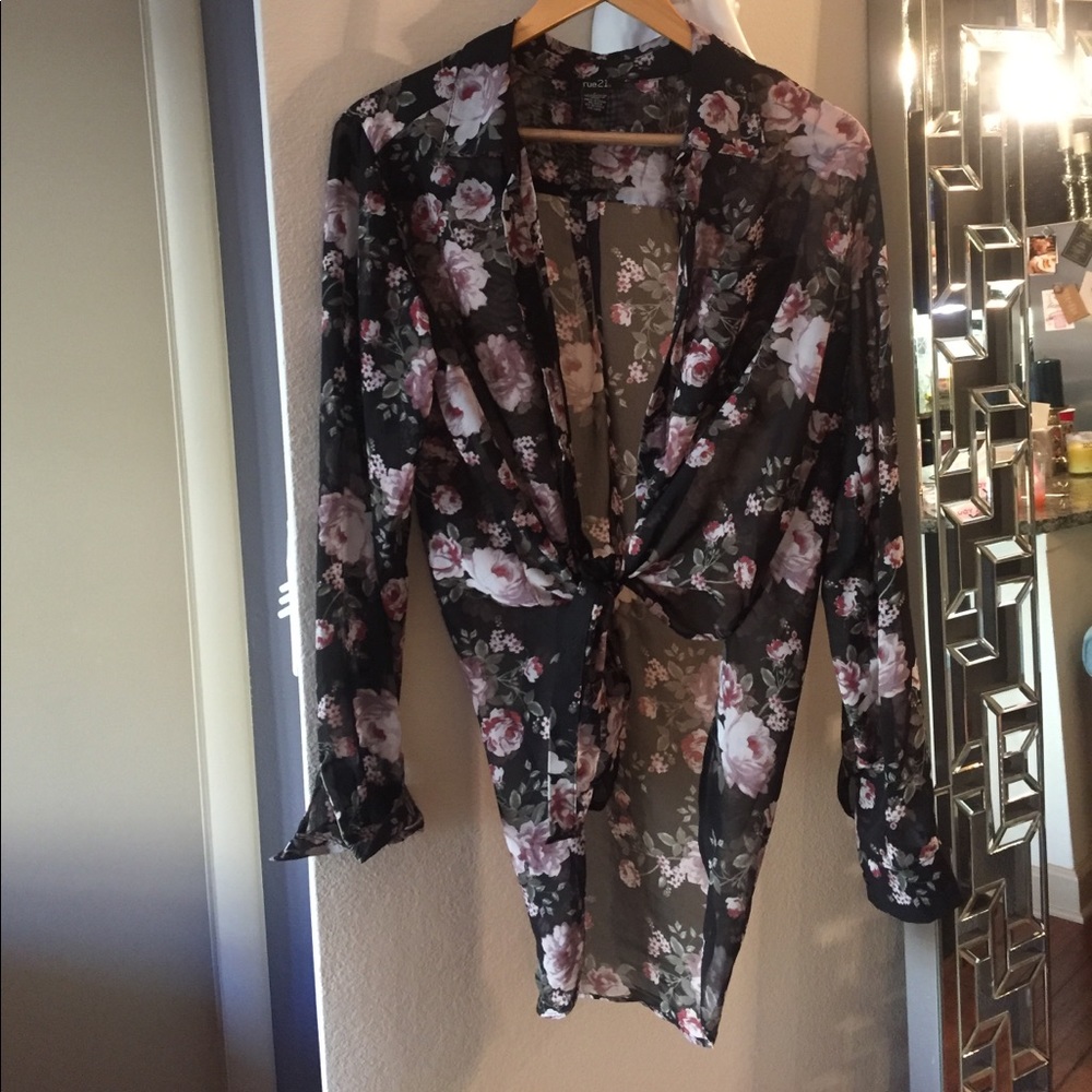 Tie front floral Blouse